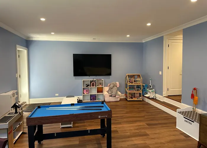 The Lyons' Den